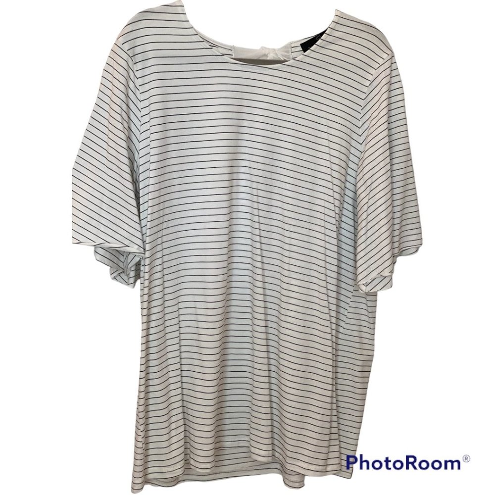 Suzanne Betro, Tie-Back Top, Size XL